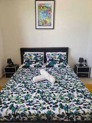 1 bedroom, iron/ironing board, travel crib, WiFi