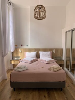2 Schlafzimmer, Bügeleisen/Bügelbrett, kostenloses WLAN, Bettwäsche