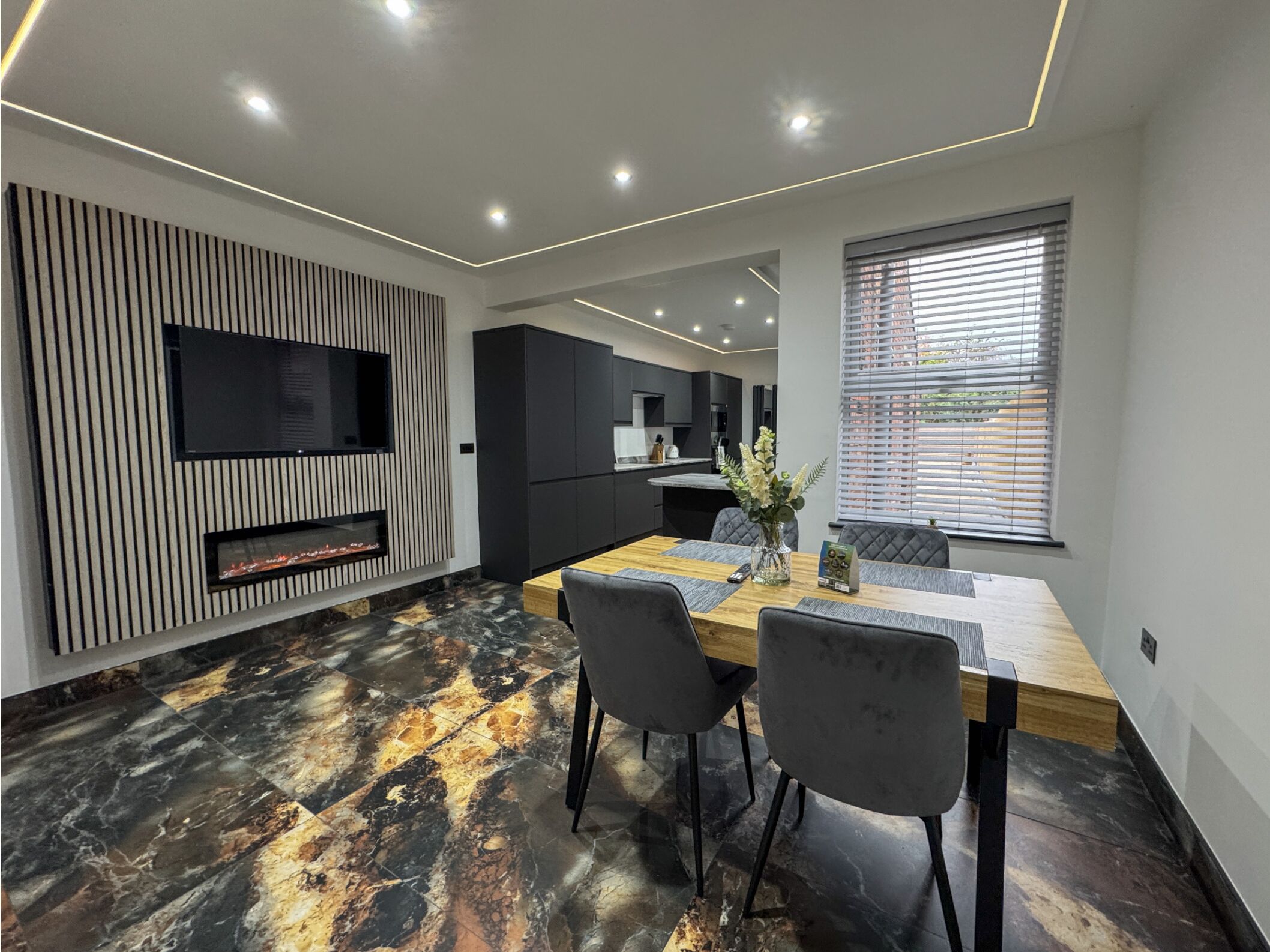 Luxury House, Private Bathroom | 3 bedrooms, iron/ironing board, free WiFi