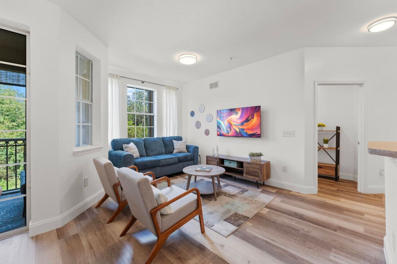 Smart TV, table tennis