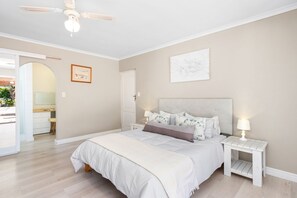 3 dormitorios, escritorio, wifi gratis y ropa de cama