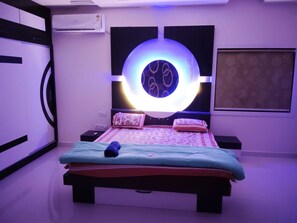 3 bedrooms, free WiFi, bed sheets