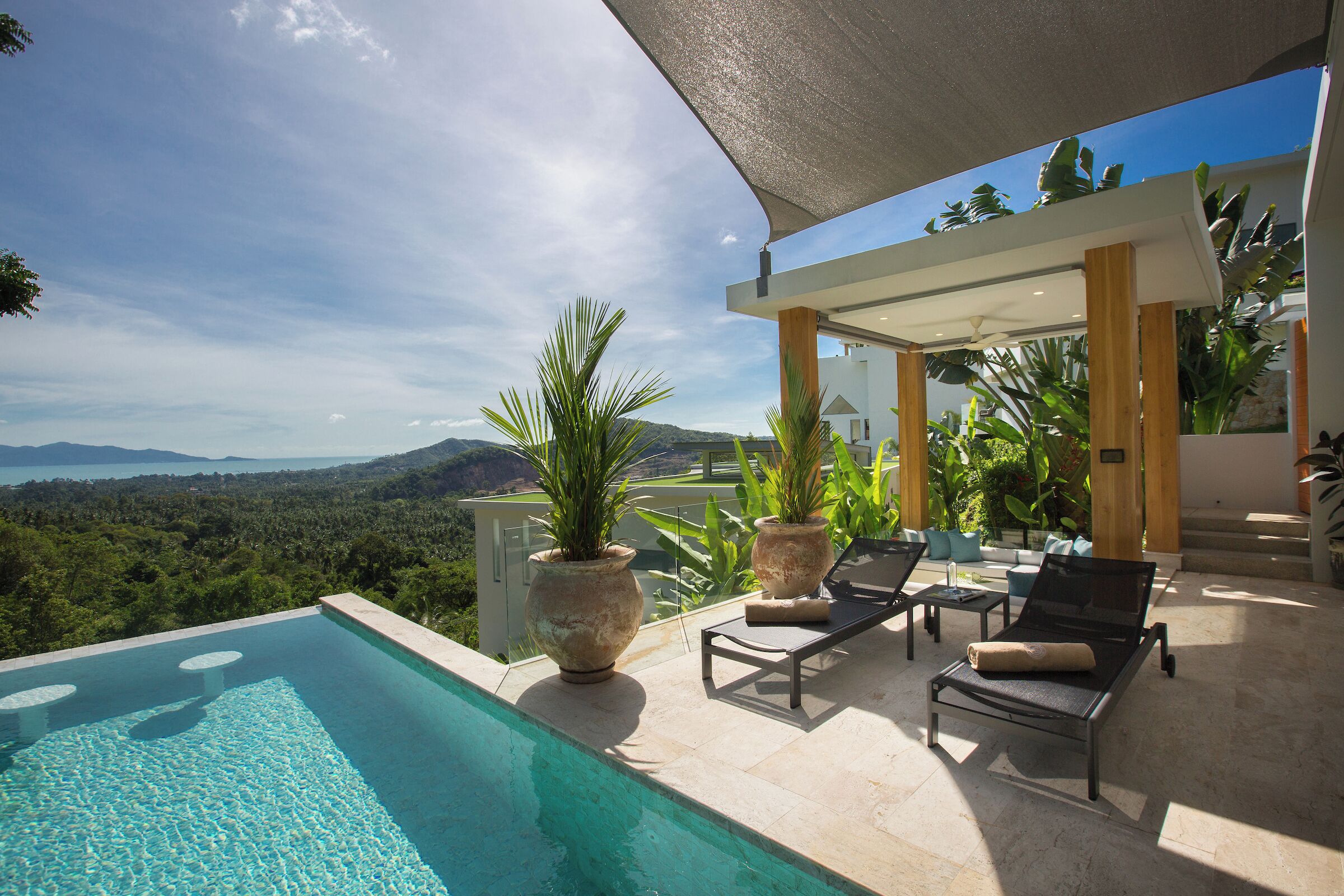 2 Bedroom Pool Villa - Banana Fan | Dihias secara berasingan, dilengkapkan perabot secara berasingan, meja 