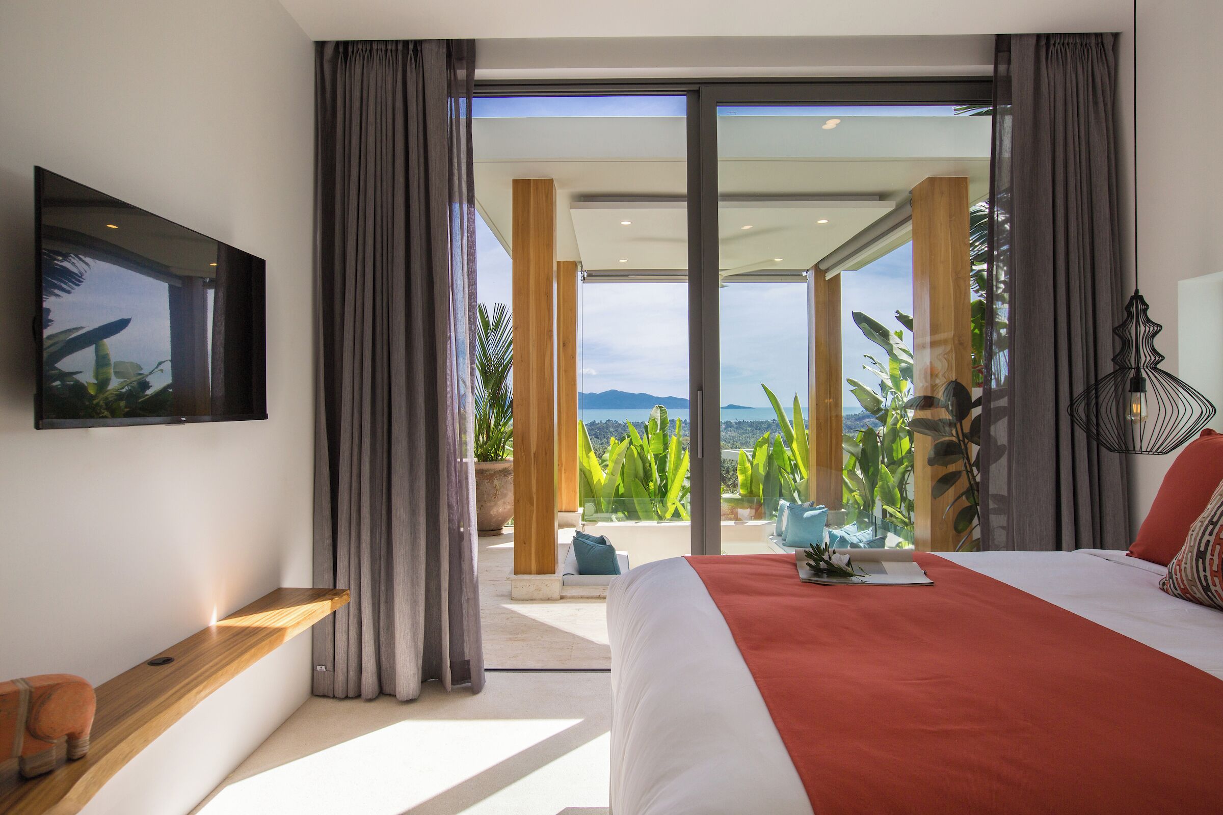 2 Bedroom Pool Villa - Banana Fan | Individually decorated, individually furnished, desk, laptop workspace