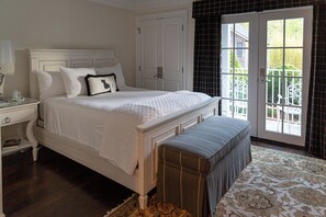 Suite estándar, 1 cama de matrimonio con sofá cama, balcón | 1 dormitorio, caja fuerte, escritorio