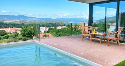 Villa Amores Riverview - Scenic Getaway | uChill