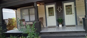 Intown 1-bedroom apartment with AC and WiFi in fabulous Atlanta