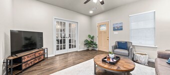 The Lecta House-Modern Art Haven