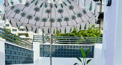 Petit Pineapple House Villa & Guesthouse
