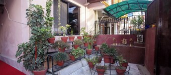 Amazing a newly built bungalow 4 bedrooms, 2 living rooms and 3 bathrooms.  