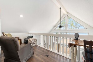 Zimmer, Balkon | Innenbereich