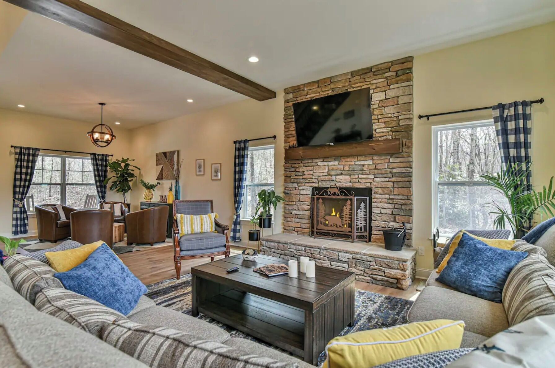 Smart TV, fireplace, foosball, table tennis