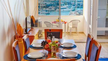 In-room dining