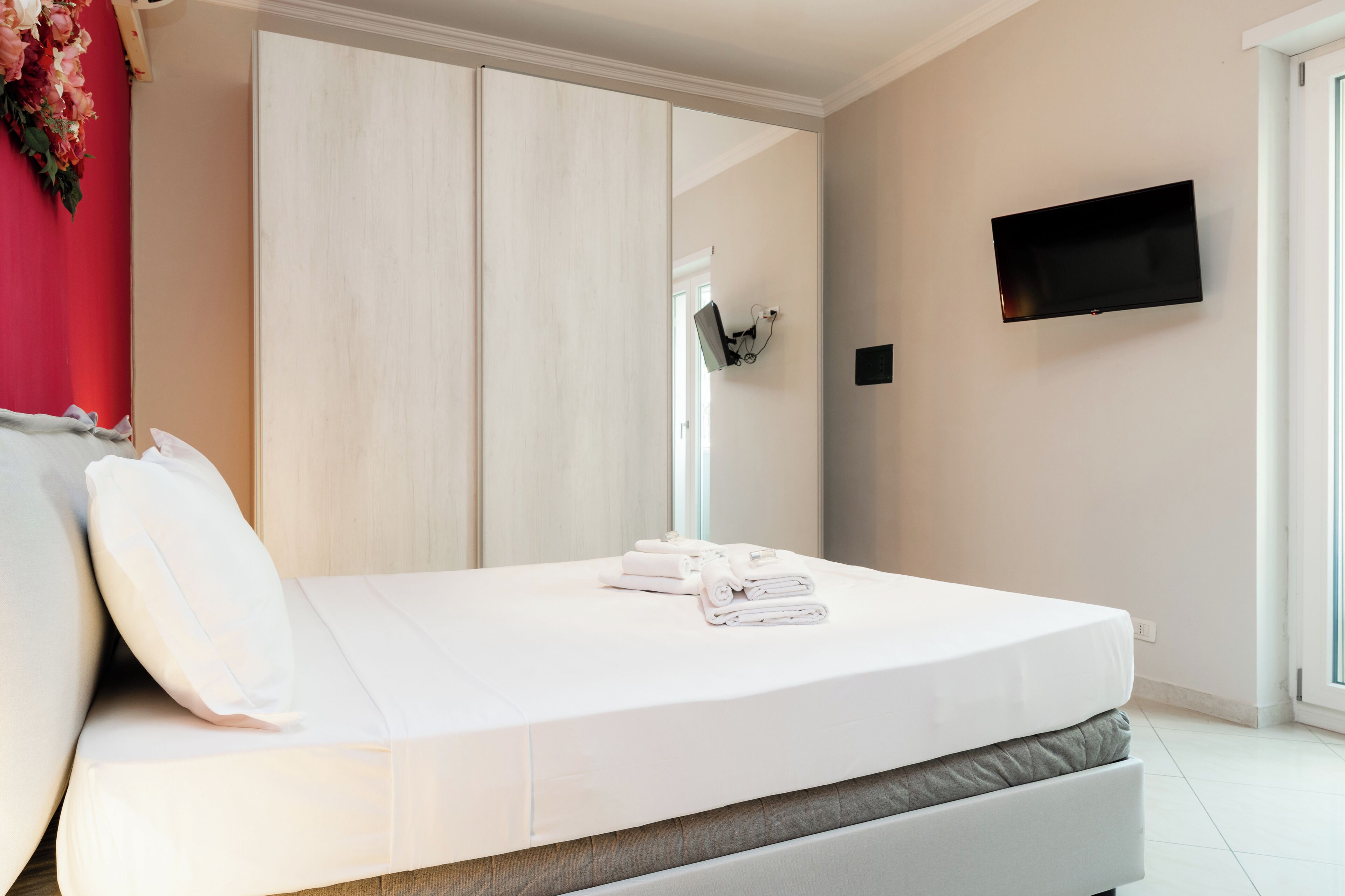 1 chambre, fer et planche à repasser, Wi-Fi gratuit