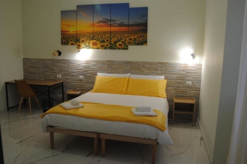 Little Gardens Guest House - Sunflower Room - Frascati