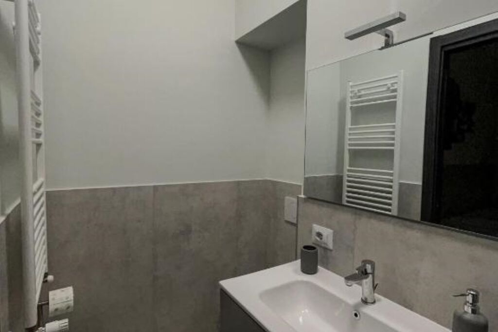 Doccia, asciugacapelli, bidet, asciugamani