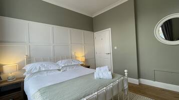 2 habitaciones, tabla de planchar con plancha y wifi gratis