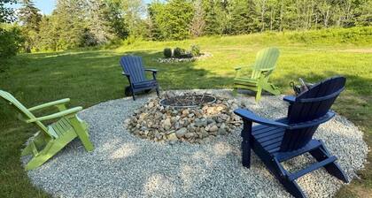 Brand New House!! Charming tiny home on small farm close to Schoodic Peninsula.