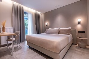 Luxury Apartment, City View