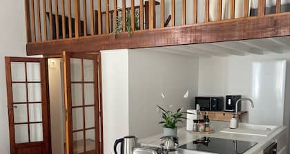 L'Authentique - A Journey to Provence