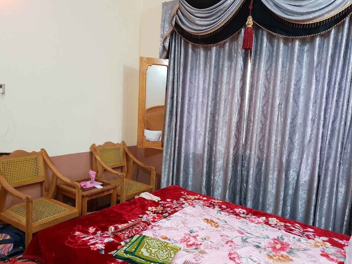 Deluxe Double Room, Mountain View | Soundproofing, iron/ironing board, free WiFi