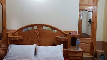 Deluxe Double Room, Mountain View | Soundproofing, iron/ironing board, free WiFi