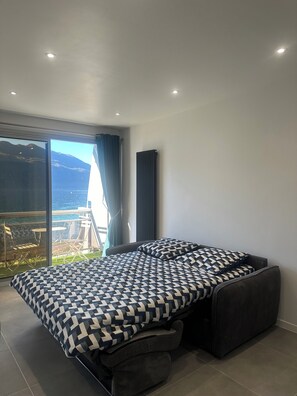 2 chambres, fer et planche à repasser, lit parapluie, Wi-Fi gratuit