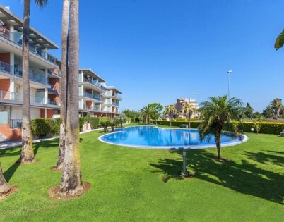 Happy - Apartment In Urbanitzacio Platja D'oliva