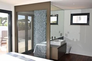 3 camere, ferro/asse da stiro, culla da viaggio, accesso a Internet