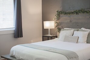 3 soverom, strykejern/-brett, wi-fi (inkludert) og sengetøy