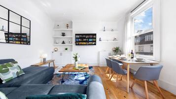 TV connectée, livres, chaßne hi-fi