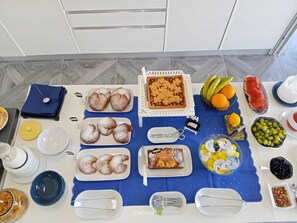 Tägliches inbegriffenes großes Frühstück