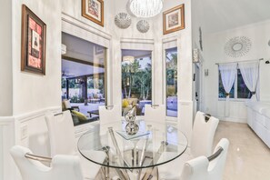 Dining - Family 4BR Escape  Pool • Arcade • Sleeps 12 (Palmetto Bay)