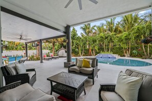 Pool - Family 4BR Escape  Pool • Arcade • Sleeps 12 (Palmetto Bay)