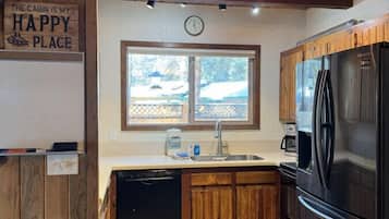 微波炉、烤箱、炉灶、洗碗机