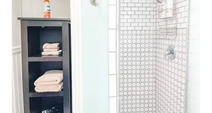 #12 Historic apartment - Mainstreet - Full kitchen