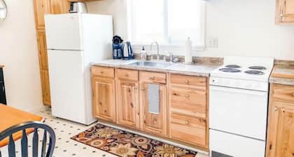 #12 Historic apartment - Mainstreet - Full kitchen