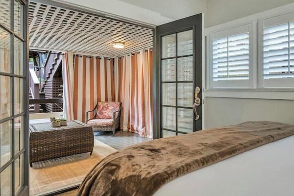 1 habitación, tabla de planchar con plancha, wifi gratis y ropa de cama