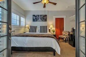 1 habitación, tabla de planchar con plancha, wifi gratis y ropa de cama 