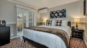 8 soverom, wi-fi (inkludert) og sengetøy