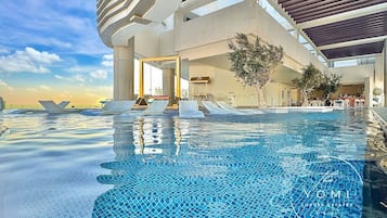 Indoor pool, outdoor pool