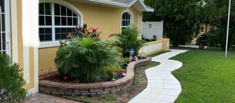 Charming 2-bedroom in Sebring with AC and Wi-Fi, with serene country atmosphere
