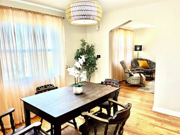 تناول الطعام