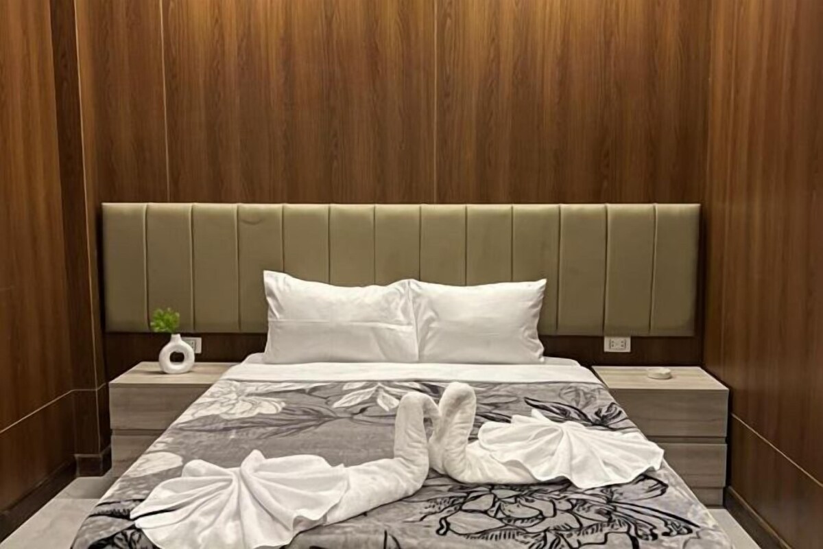 Deluxe Single Room
