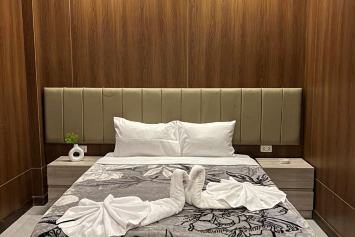 Deluxe Single Room