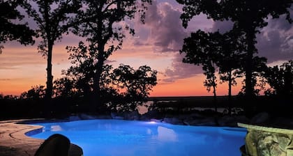 Come enjoy the breathtaking views from the High Country Retreat