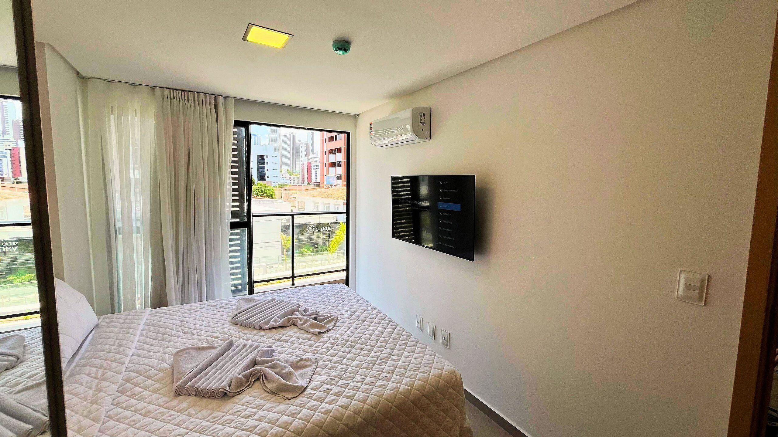 2 habitaciones, espacio para trabajar con laptop y wifi gratis 
