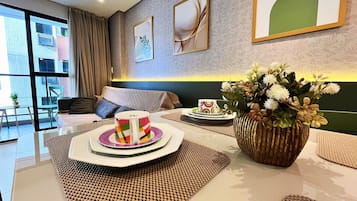 Huoneisto | Oleskelualue | Taulutelevisio