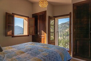 2 bedrooms, desk, iron/ironing board, free WiFi - Cán Sandy magnificent mountain house with unsurpassed views of the village (Fornalutx)