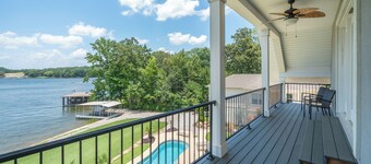 2 Luxury Lakefront Homes, Private Pool, Hot Tub, Boat Dock, Putting Green, Views